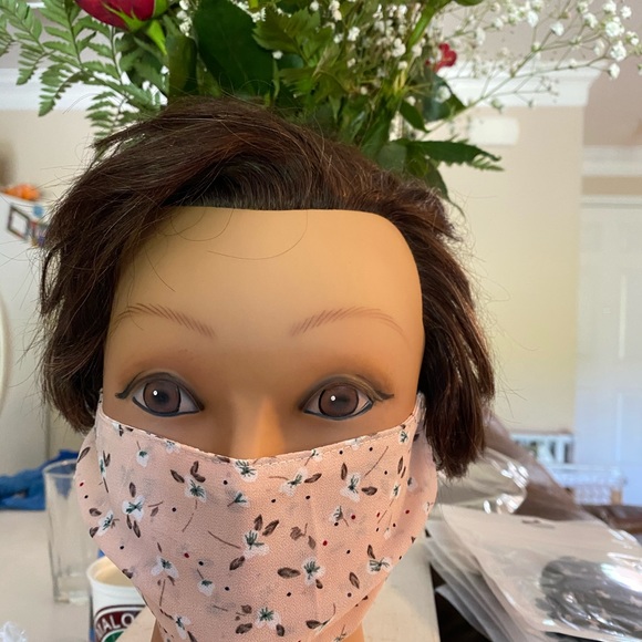 Mask - Picture 3 of 6